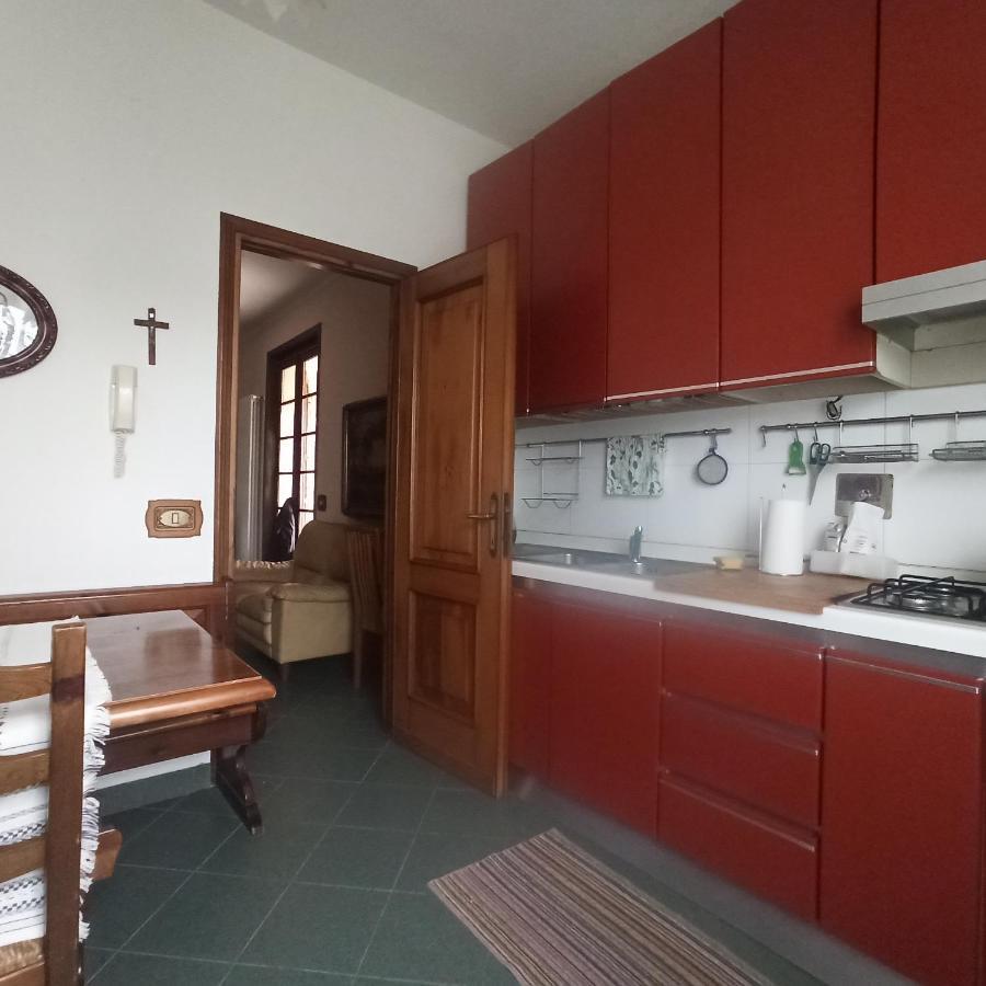 Вілла Casa Vincenzo 130 Mq Con Portico Ed Ingresso Esclusivo Dal Giardino Felino Екстер'єр фото