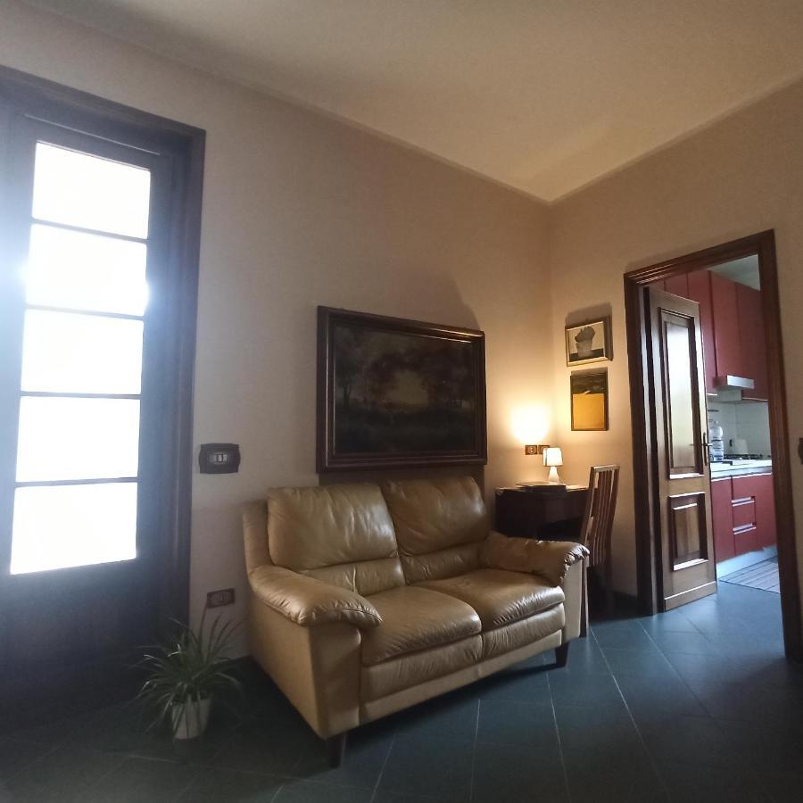 Вілла Casa Vincenzo 130 Mq Con Portico Ed Ingresso Esclusivo Dal Giardino Felino Екстер'єр фото