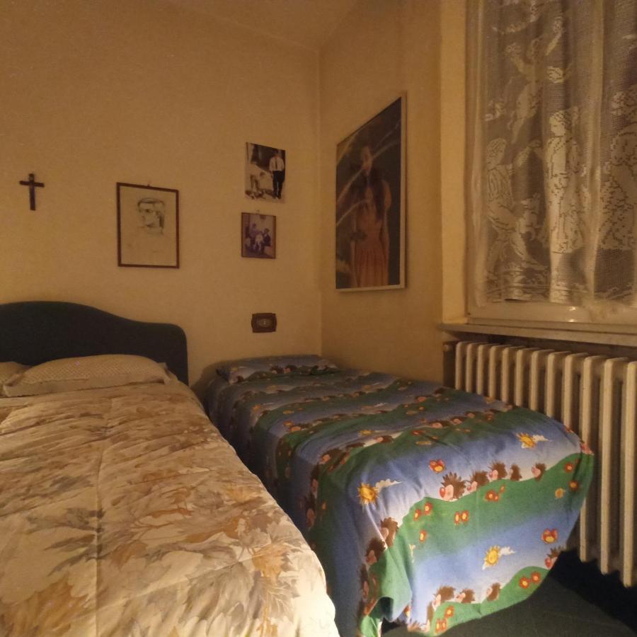 Вілла Casa Vincenzo 130 Mq Con Portico Ed Ingresso Esclusivo Dal Giardino Felino Екстер'єр фото