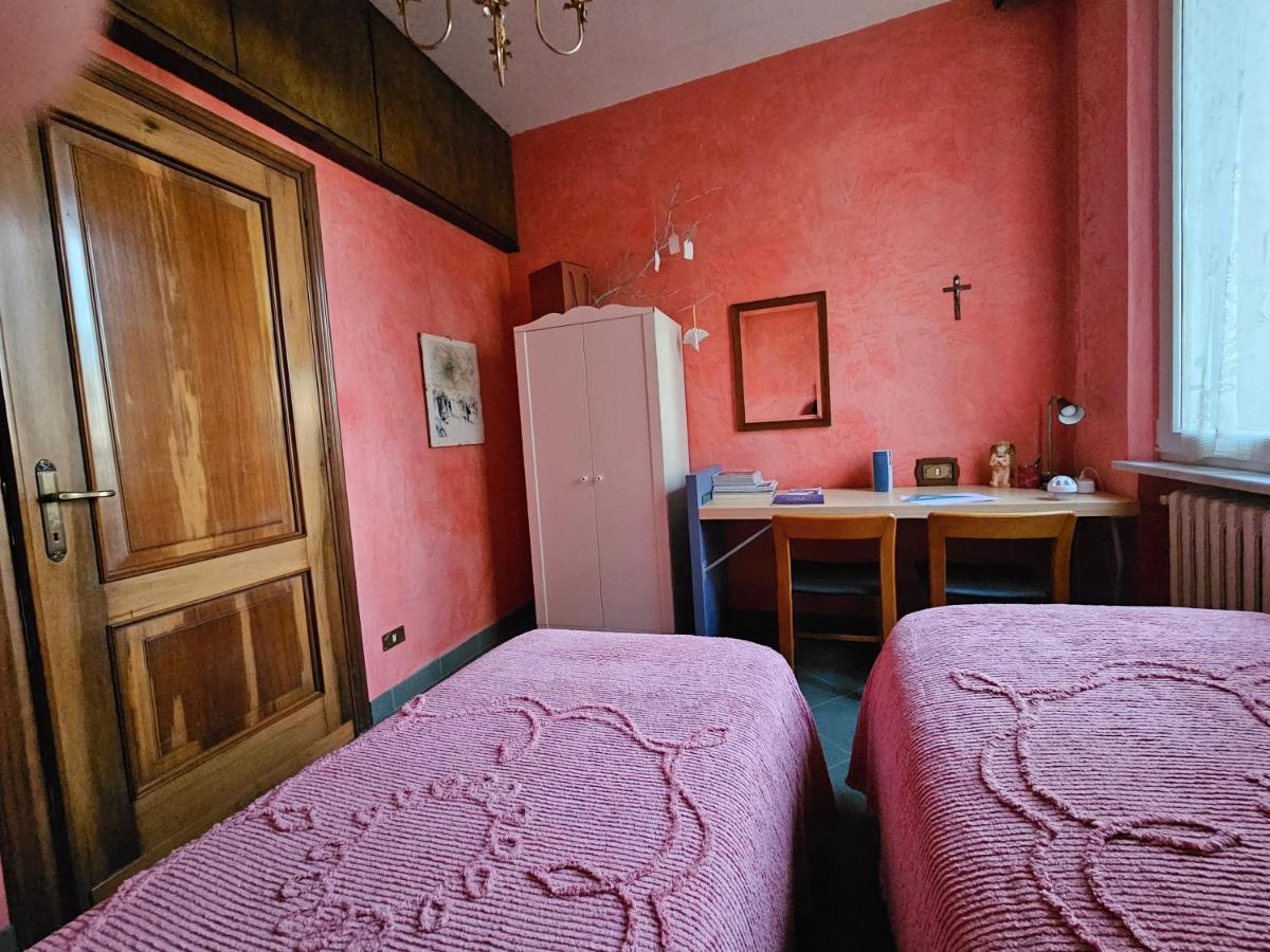 Вілла Casa Vincenzo 130 Mq Con Portico Ed Ingresso Esclusivo Dal Giardino Felino Екстер'єр фото