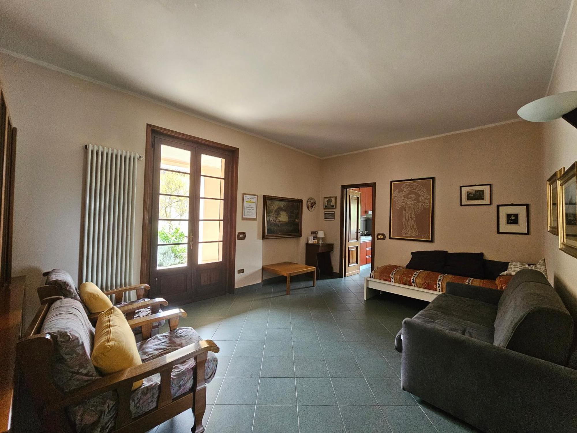 Вілла Casa Vincenzo 130 Mq Con Portico Ed Ingresso Esclusivo Dal Giardino Felino Екстер'єр фото